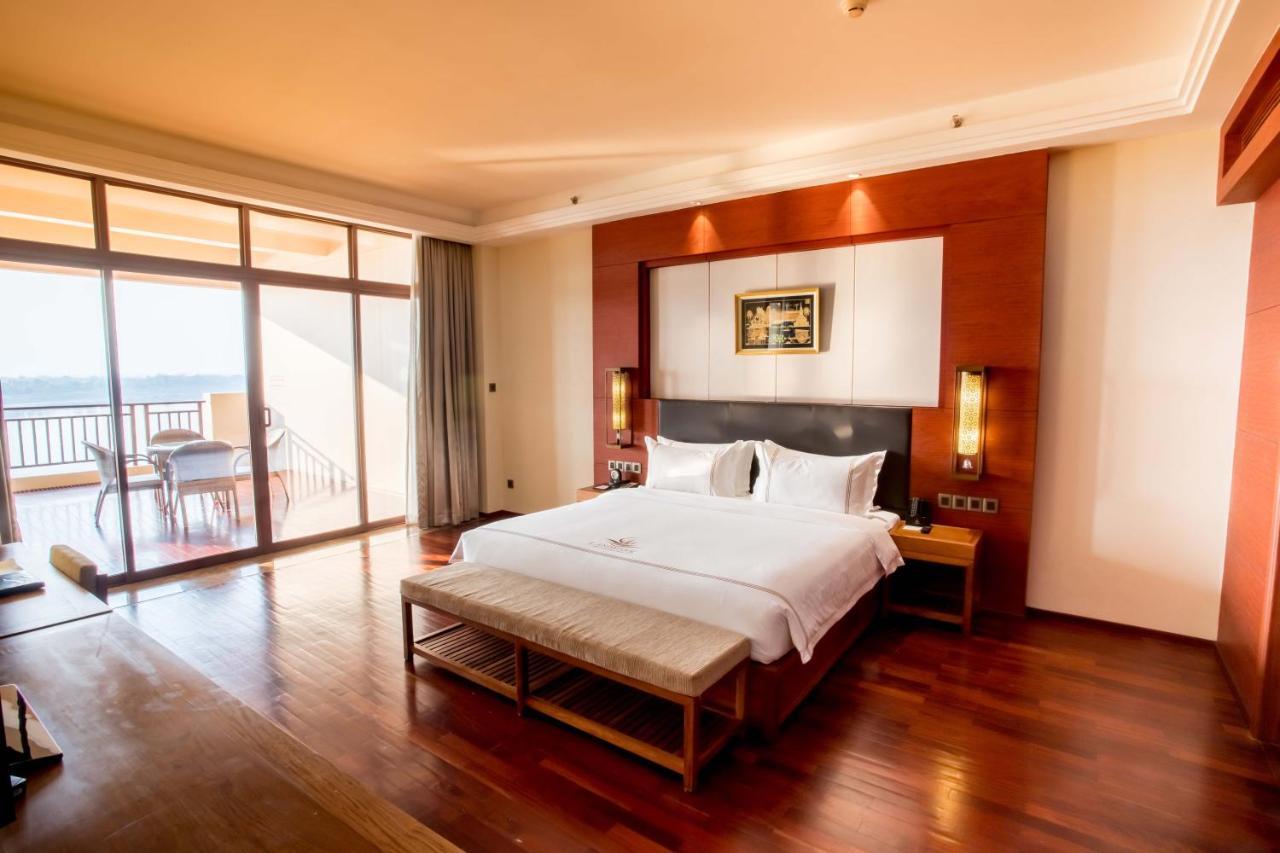Landmark Mekong Riverside Hotel Vientiane Esterno foto